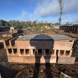 12x8x16 Solid Bond Beam Block