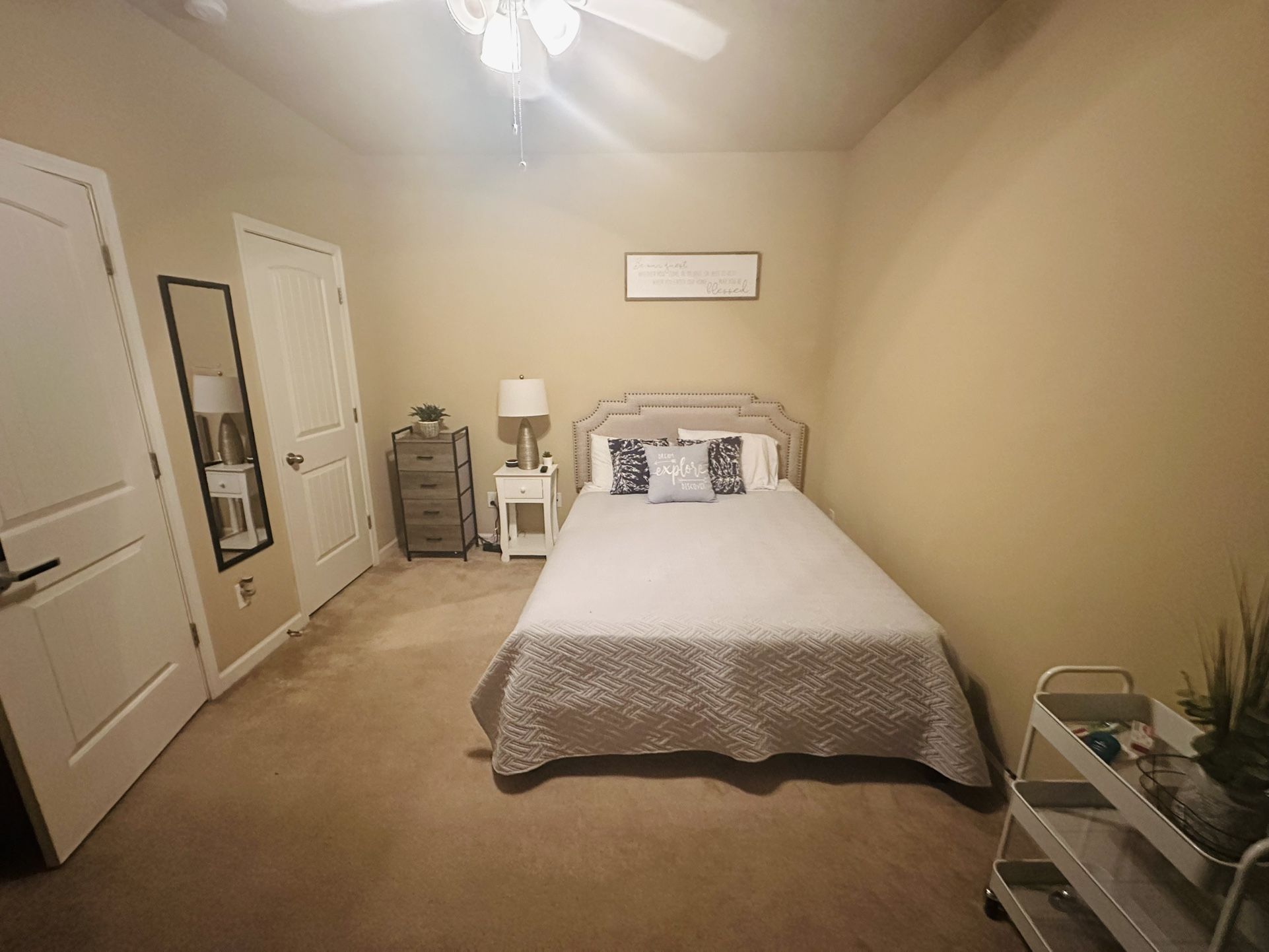 Bedroom Set (Moving sale) $350 Takes ALL