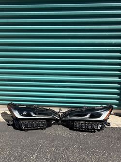 Toyota Venza 2021 2022 2023 2024 Left Side / Right Side LED Headlight OEM