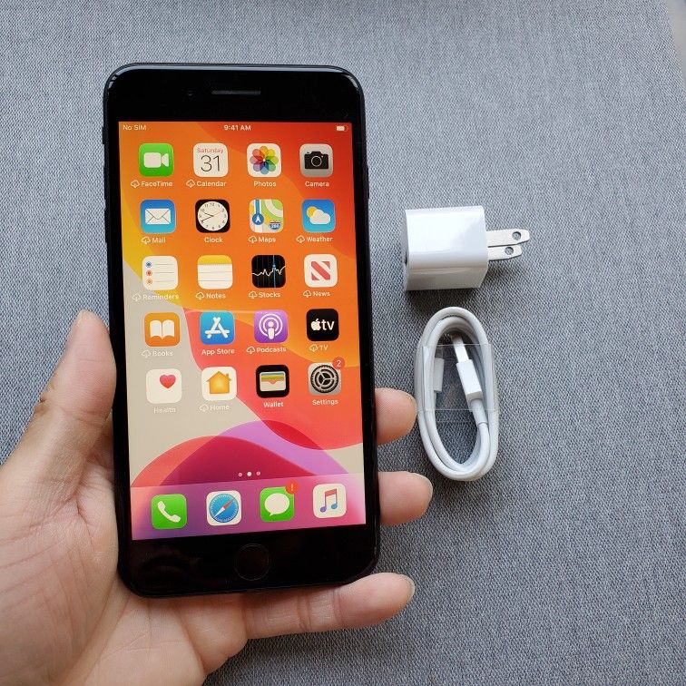 iPhone 7 Plus - UNLOCKED - Like New