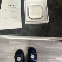 AirPods 4s