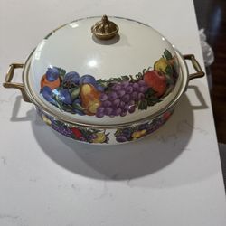 Vintage Cornucopia Enamel Casserole Dish~ Brass