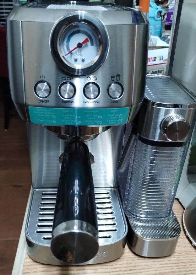 Mebashi ME-ECM2501 Espresso Coffee Machine With Milk Tank Silver 1.3 L