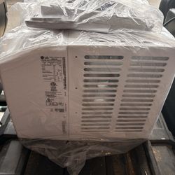 Window unit AC LG
