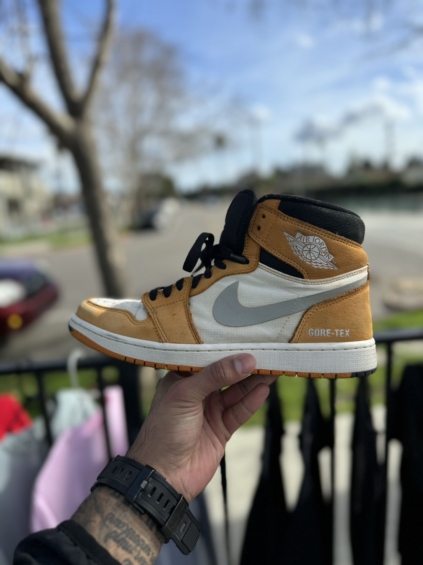 Jordan 1s Curry’s