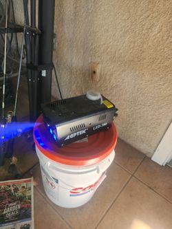 Fog machine with juice