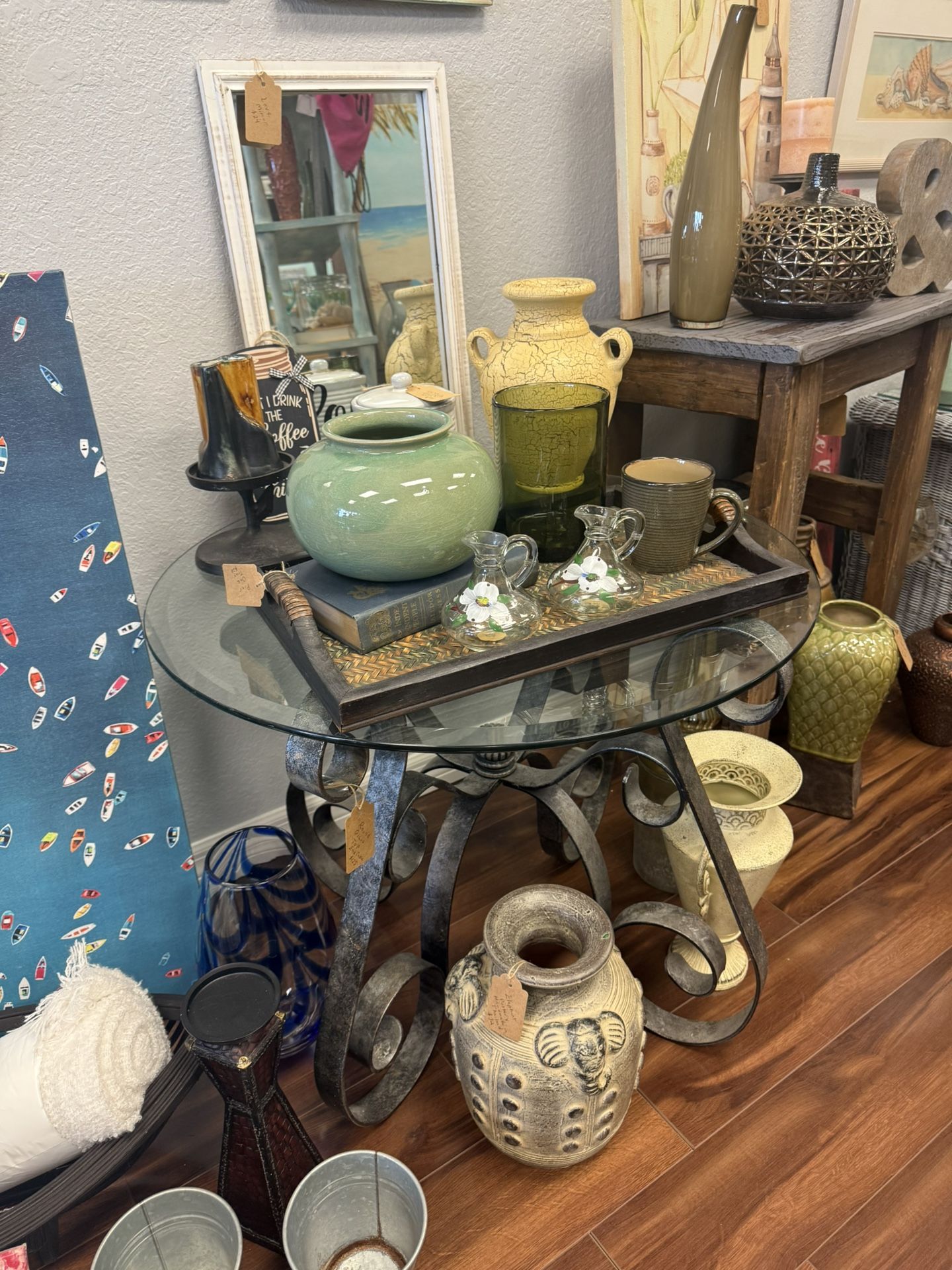 Stylish Oval Glass End Table with Decorative Metal Base – Beautiful Stylish Unique Furniture & Decor