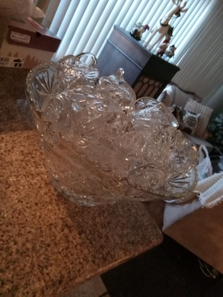 Star Of David  Pedestal Punch Bowl