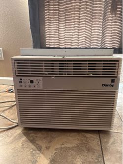 Window A/C 12,000 BTU