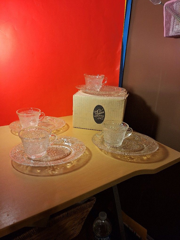Tiara Indiana  Glass 4 Clear Sandwich Snack Plate & Cup Set-$35.00