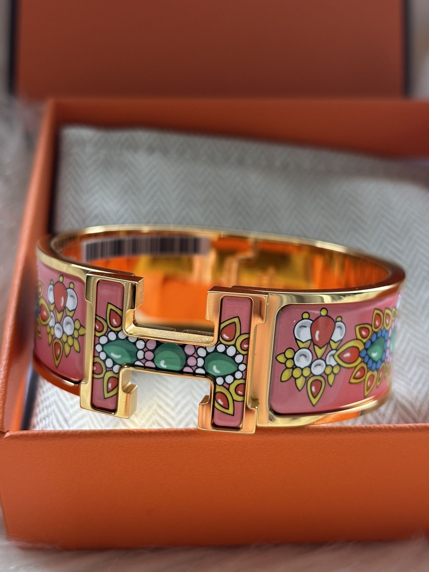 Brand New Authentic Hermes Tropique Clic Clac H Clic Bracelet Gold HW PM Size