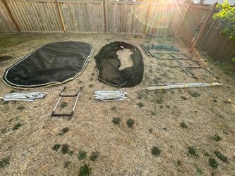 8'x13' OVAL LARGE Springfree trampoline outdoor outside