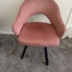 Pink swivel char