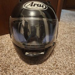 Arai Quantum Snell Dot Helmet, Size XL