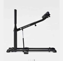 DB METHOD SQUAT MACHINE