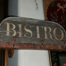 METAL INDUSTRIAL BISTRO KEYHOOK COAT RACK HOOK ACCENT WALL DECOR