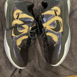 Kobe Year Of Mamba Sz. 11 
