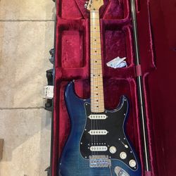 Fender MIM Strat (Mint) W/ Gator Flight Safe Hardshell Case (Brand New)