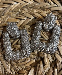 Gorgeous silver tone earrings