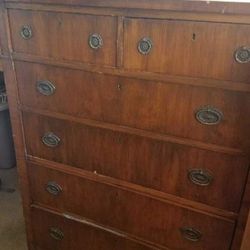 Vintage dresser
