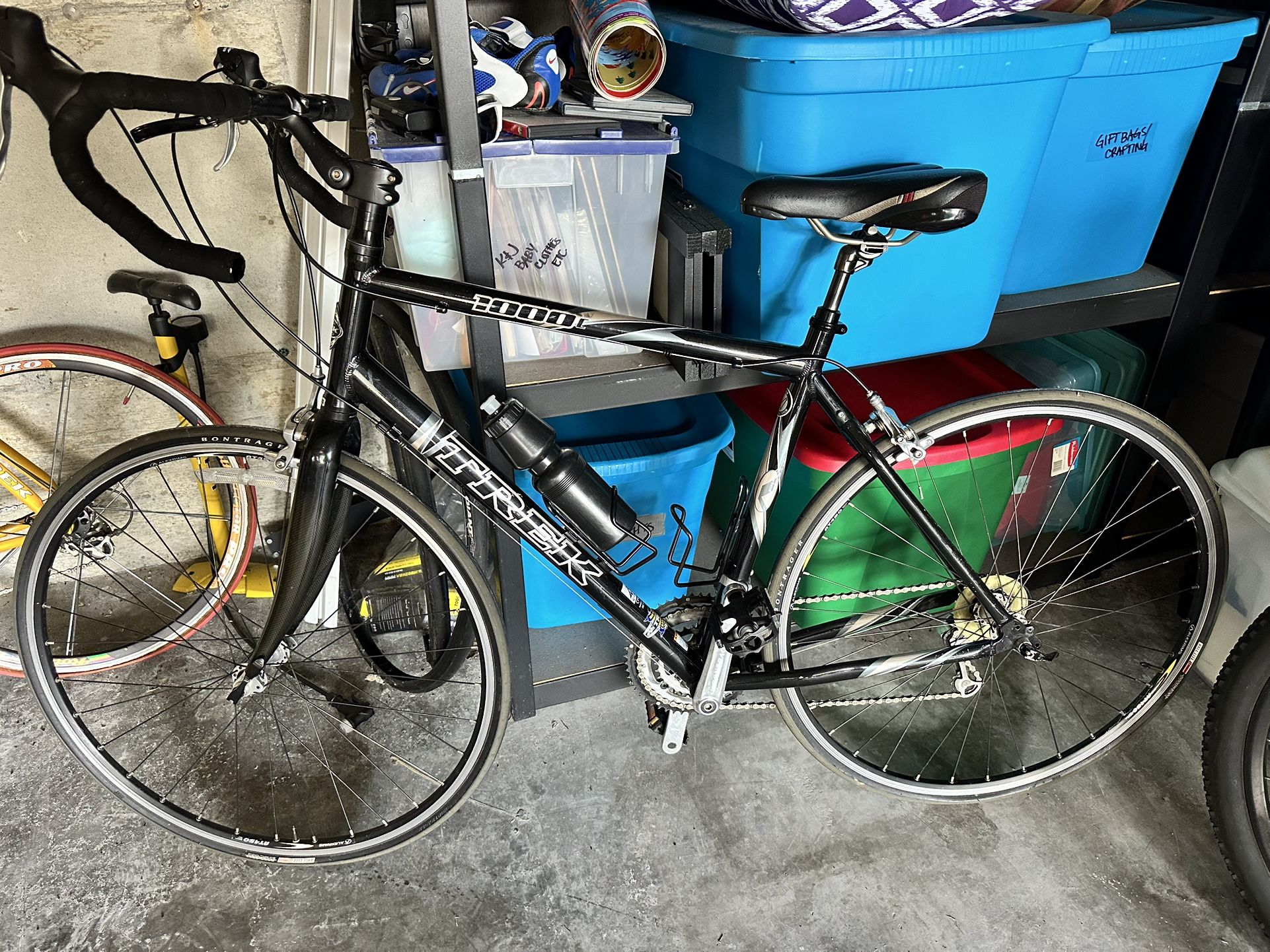 Trek 1000c