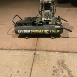 9 Gallon Air Compressor 