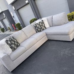 like new living spaces modern sectional couch !!