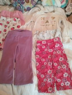 Baby clothes, 18 pieces of clothing, great cond