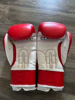 Kids Title boxing gloves Red & white 8oz