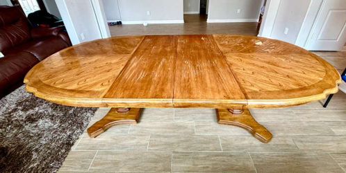 Expandable Solid Oak Dining table with  5 Cane-Back-Chairs- 2 leaves