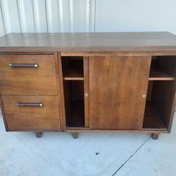 Vintage Mid Century Modern Stand - Great for Records - Made in NC! - $250 (Raleigh)