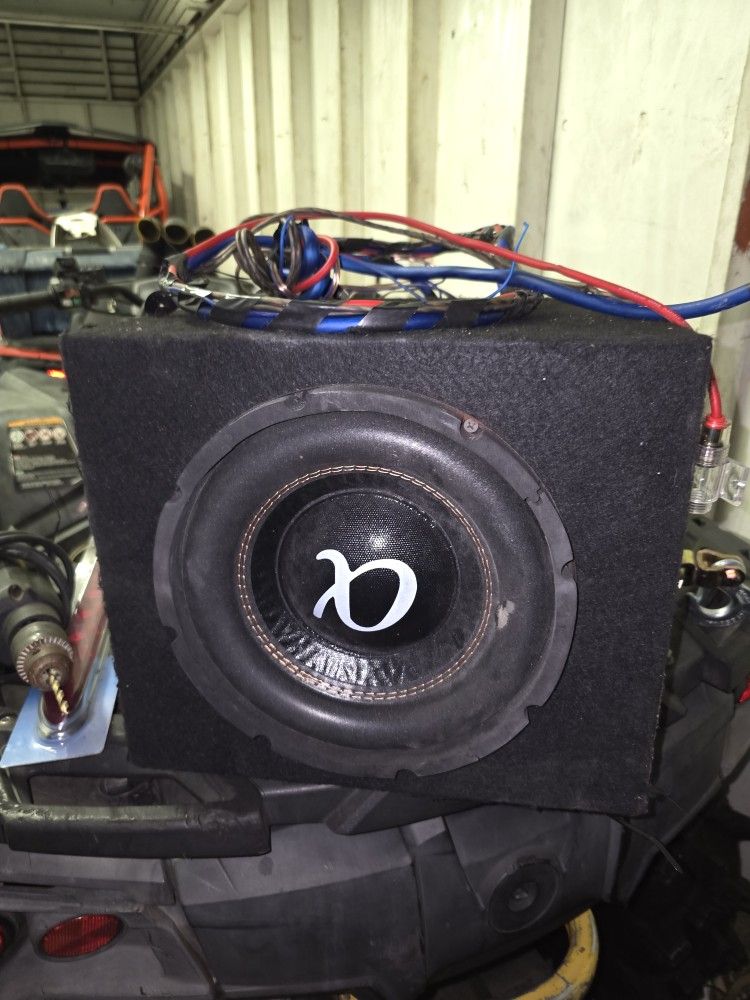 Subwoofer 10" And Amplifier 