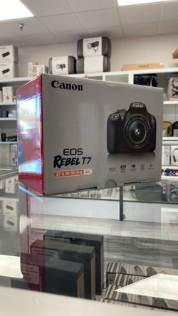 Canon Rebel T7 Kit w/ 18-55mm