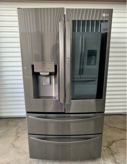 Beautiful 4 door LG refrigerator