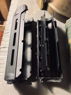 M-LOK CAR-Bine Length Fore-grip Drop-in 
