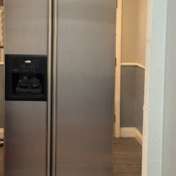 Refrigerator $275. Works Great 