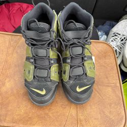 Nike Air More Uptempos