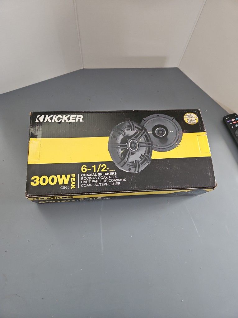 Kicker 6-1/2 Coaxial Speakers