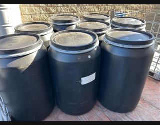 Clean 55 gallon barrels $25 each