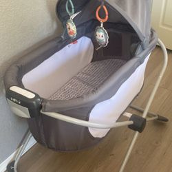 Fisher price Portable Bassinet