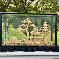 VINTAGE CHINESE HAND CARVED CORK DIORAMA IN CASE MADE IN FUJIAN CHINA 