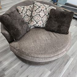 Large Relaxing Chair