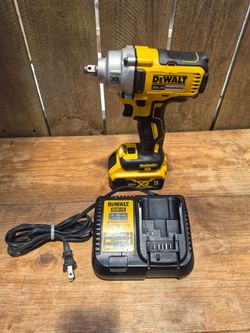 Dewalt