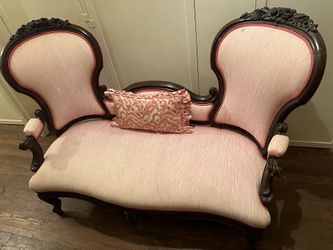 Victorian Style Early 1900s Parlor Couch Vintage Walnut Floral Boarder