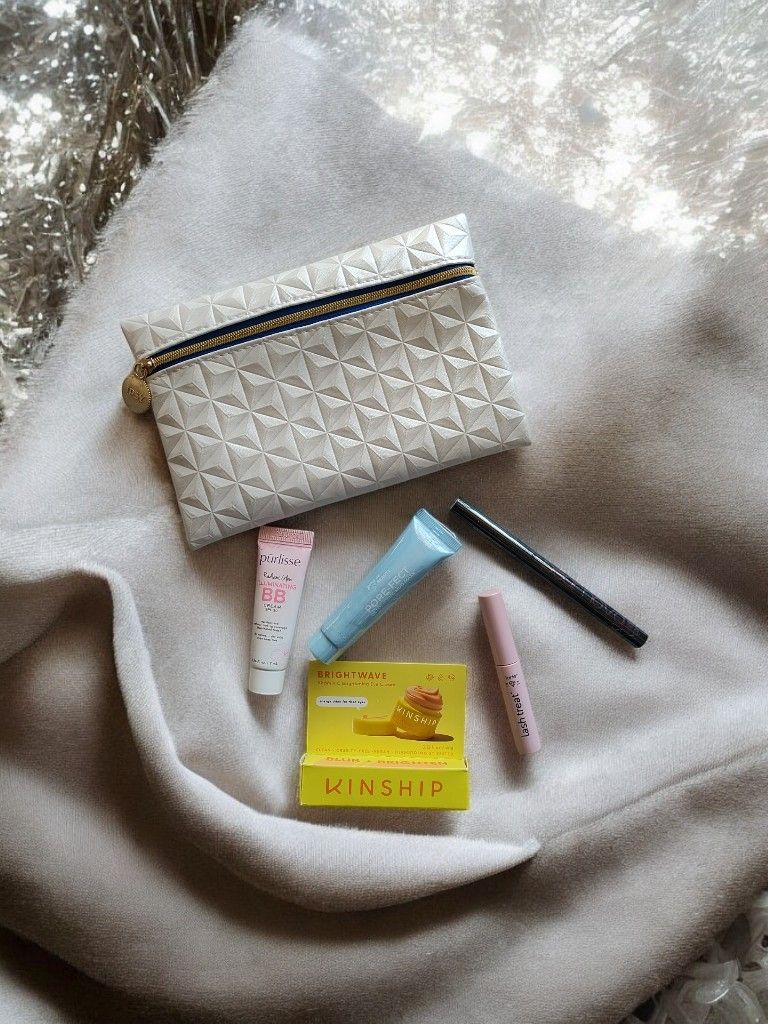 IPSY Woman's Empowerment Glam Set