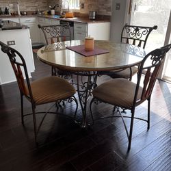 Dining table set ( 7 Piece)