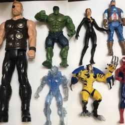 Action Figures 