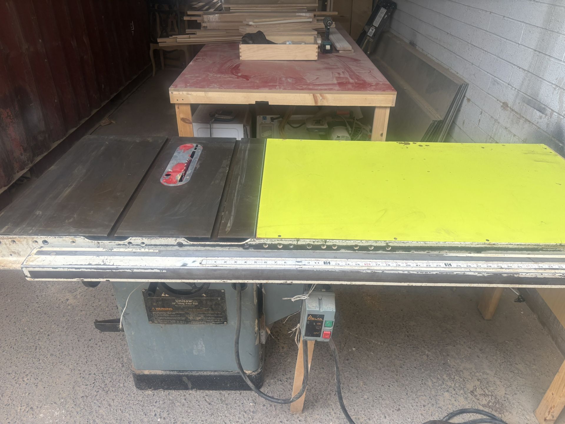 Table Saw & Dust Collector 