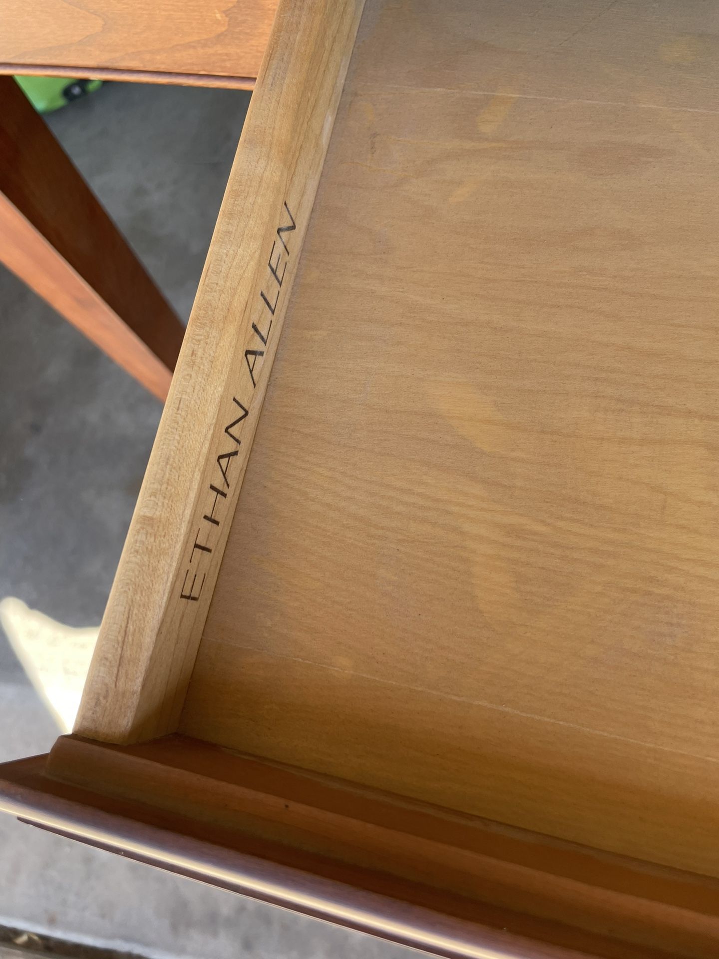 Kitchen/ Dinning Table Ethan Allen