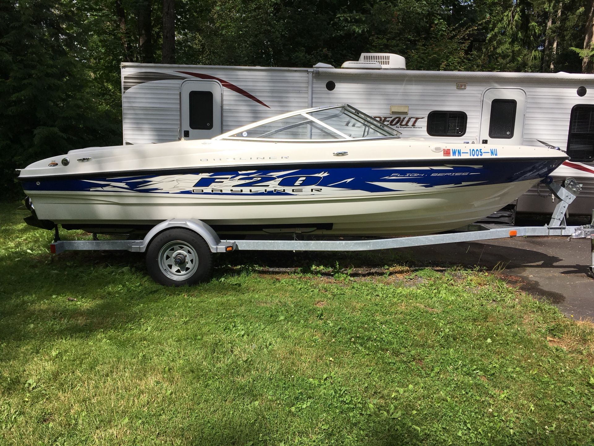 2006 Bayliner 205 - F20 Flight Series Graphics